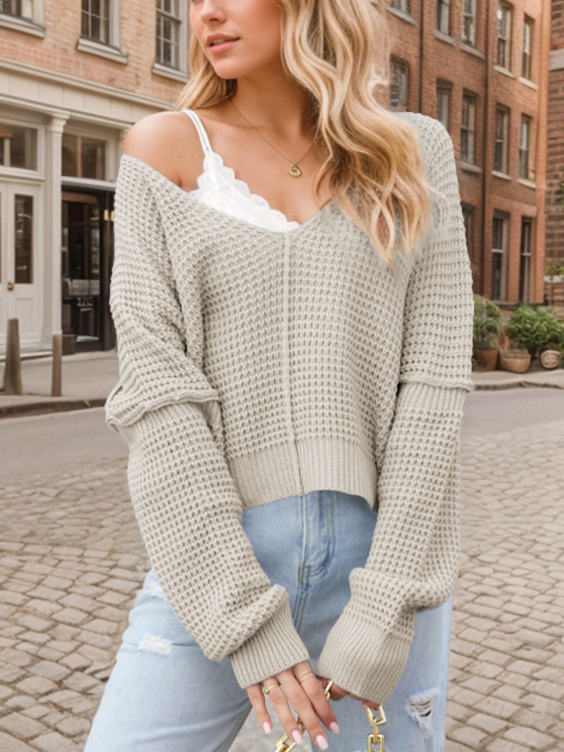 Pull élégant femme – Décolleté en V chic et confortable pour toutes occasions