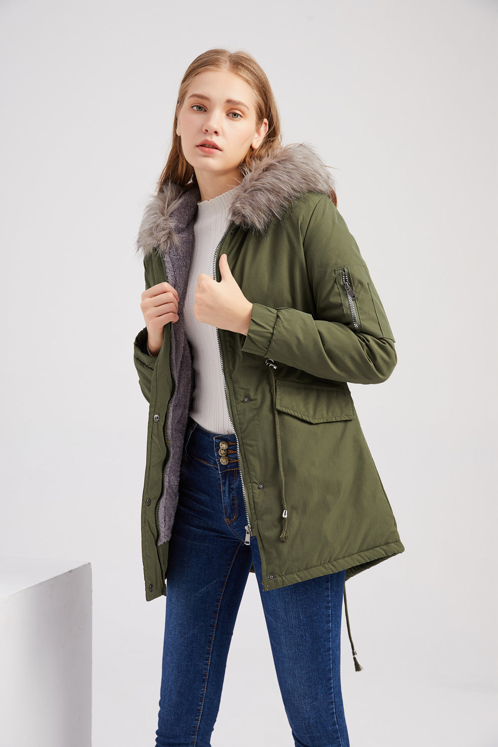 Parka femme avec capuche – Veste chaude imperméable pour hiver chic et confortable