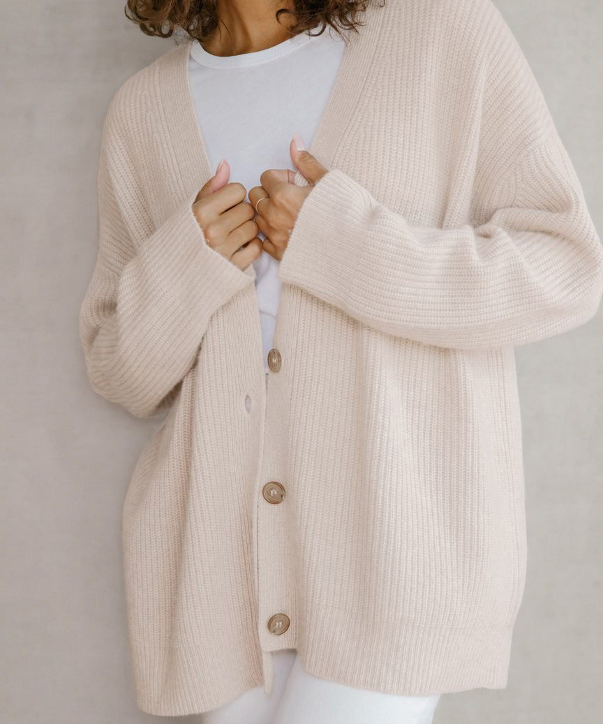 Cardigan élégant femme – Cardigan chic en laine pour toutes occasions