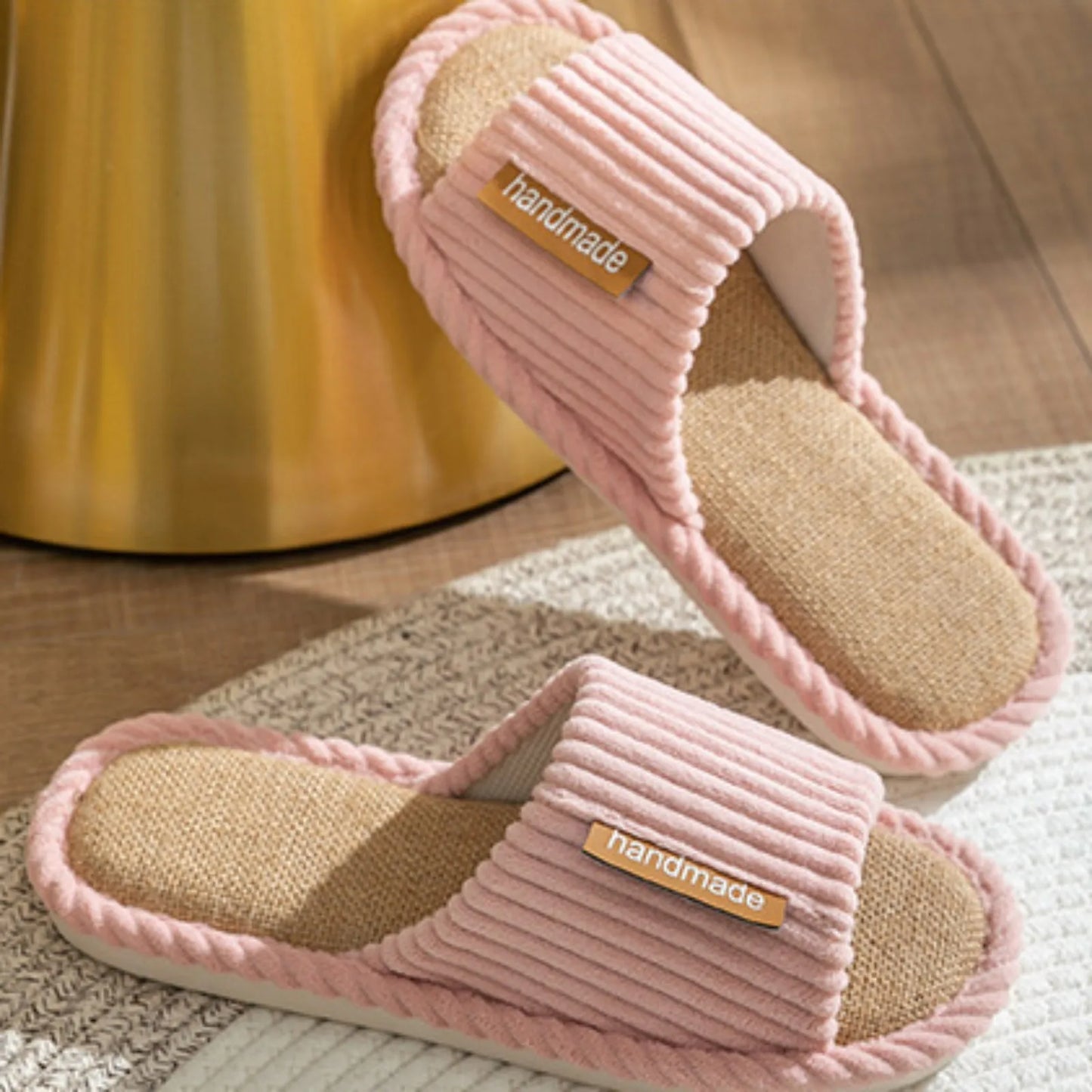 Chaussons douillets femme – Pantoufles confortables en peluche pour hiver